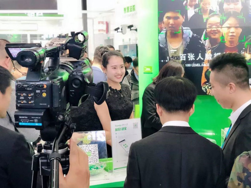 mg冰球突破·豪华版(试玩)官方网站