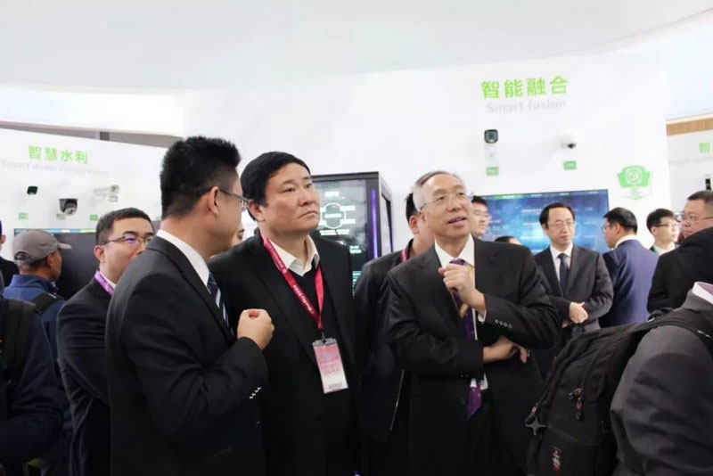 mg冰球突破·豪华版(试玩)官方网站