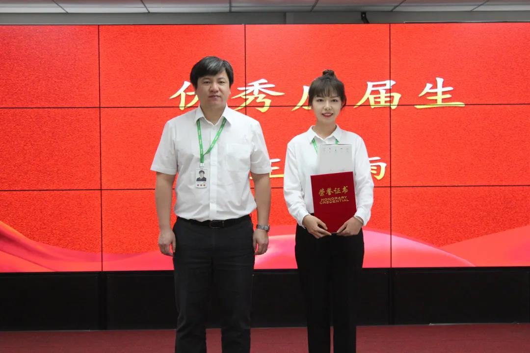 mg冰球突破·豪华版(试玩)官方网站