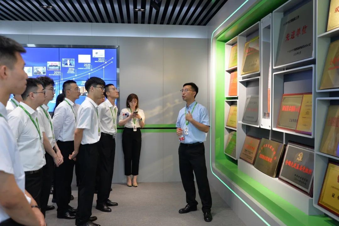 mg冰球突破·豪华版(试玩)官方网站