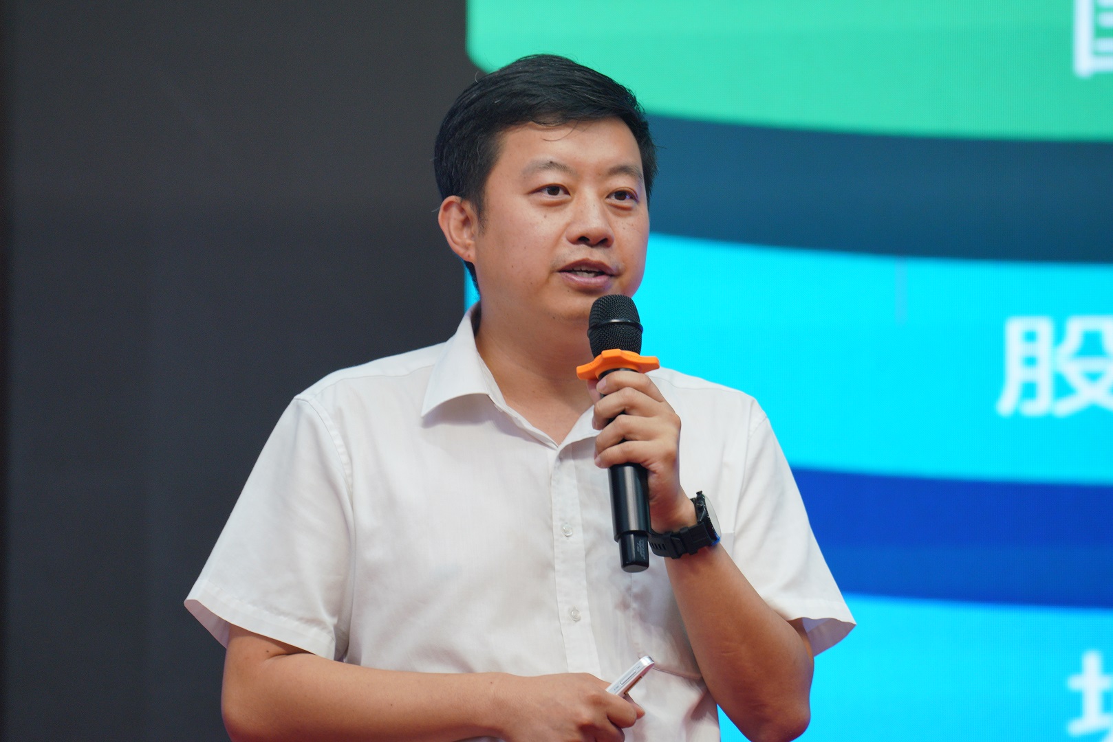 mg冰球突破·豪华版(试玩)官方网站