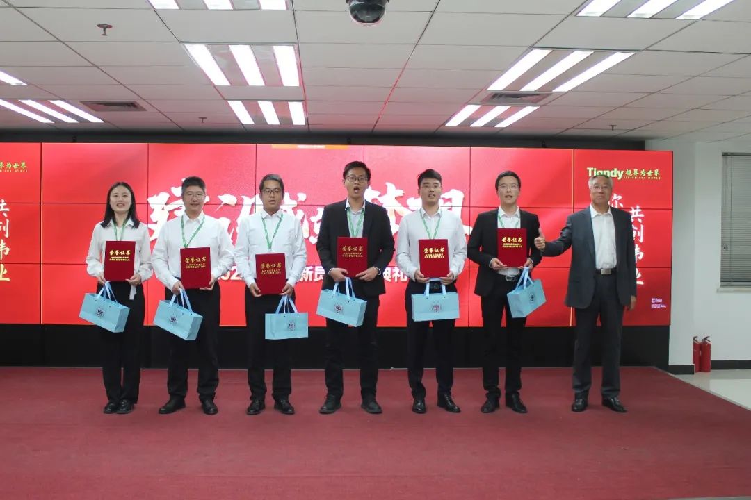 mg冰球突破·豪华版(试玩)官方网站